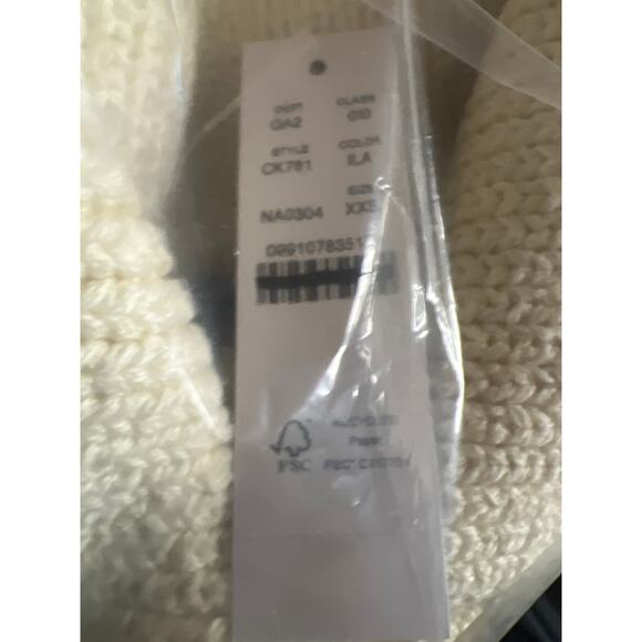 J. Crew Collared Crewneck Cardigan in Chunky Knit Ivory NWT size XXS - Picture 6 of 7